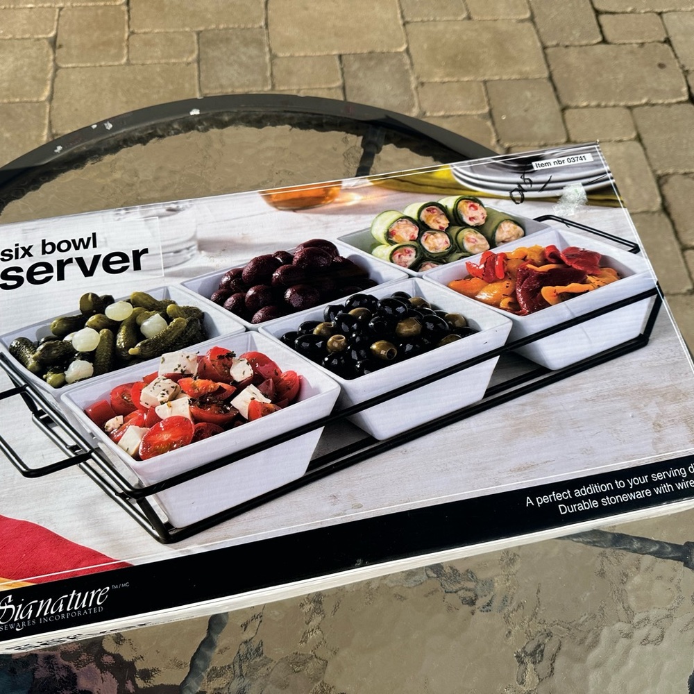 Signature Six Bowl server white